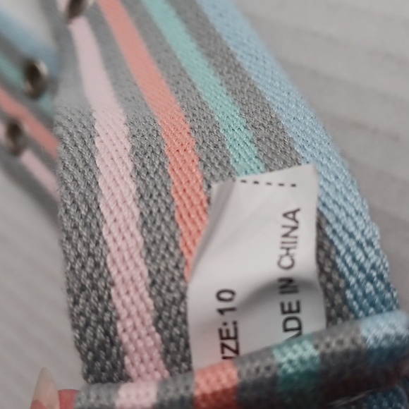 $4 Add-on New Pastel Striped Belt - Size 10 (Girl) - Picture 4 of 7